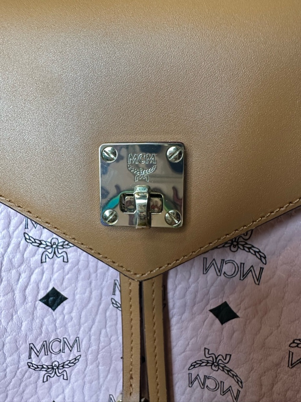 MCM Visetos Drawstring Backpack - Picture 3 of 9